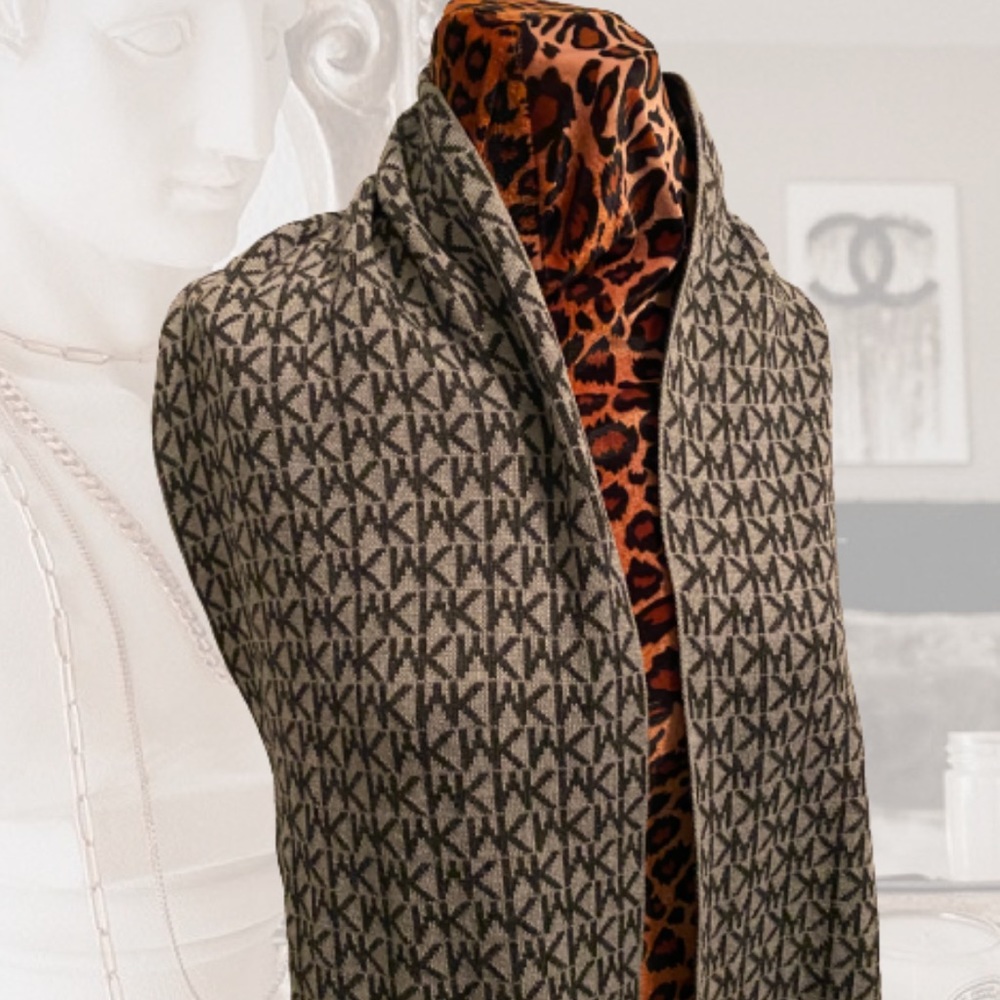 Michael Kors scarf